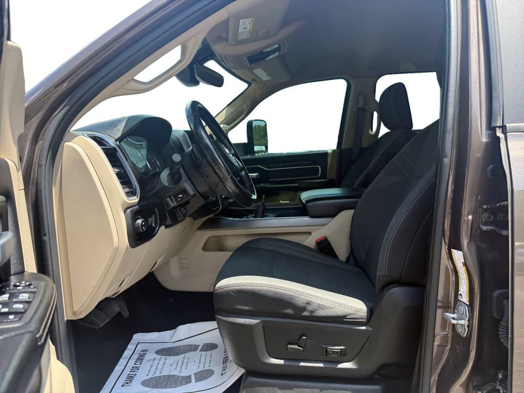Used 2021 RAM 3500 Big Horn w/ Level 1 Equipment Group AWD/4WD image 9