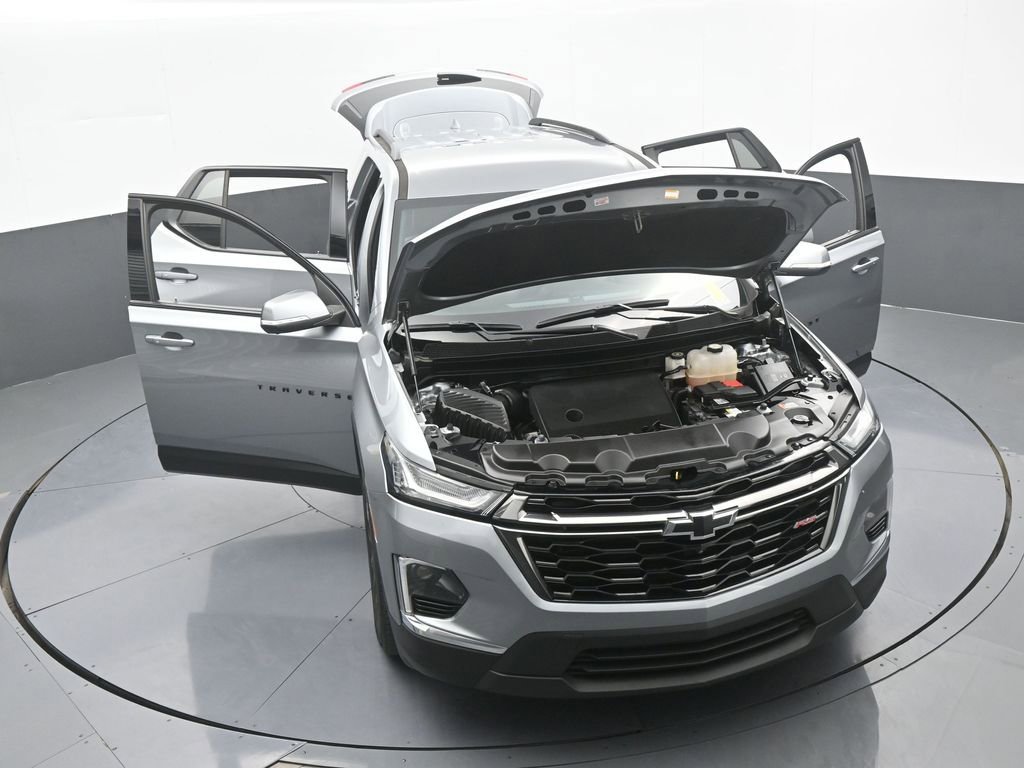 Used 2023 Chevrolet Traverse RS image 74