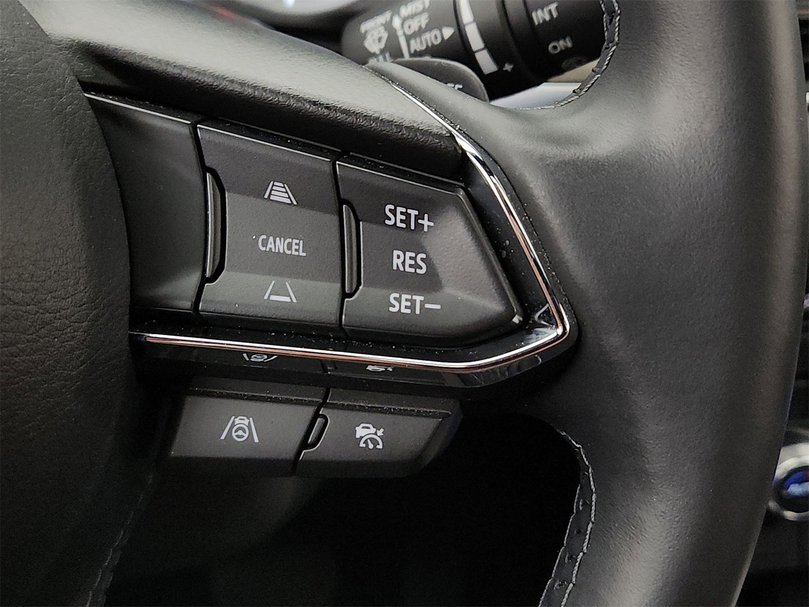 Certified 2025 MAZDA CX-5 Signature image 36