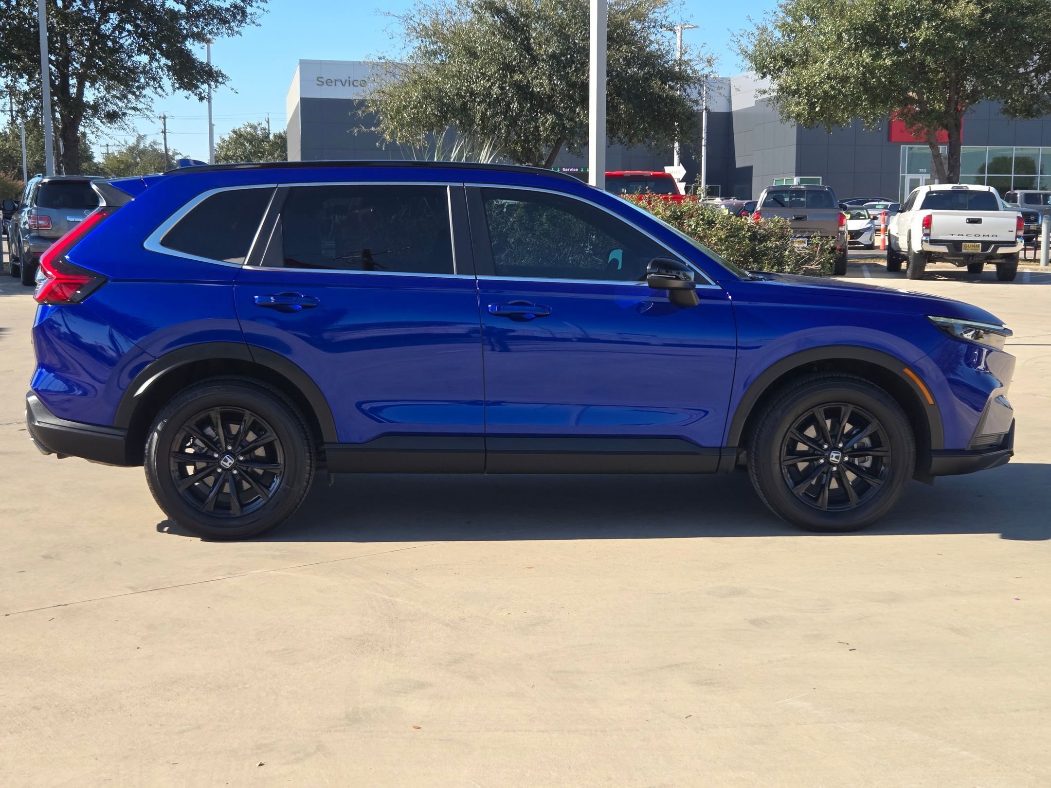 Used 2024 Honda CR-V Sport image 8