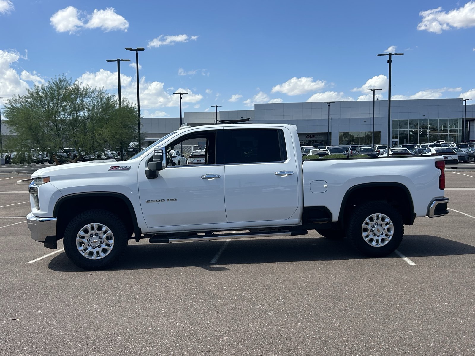 Certified 2023 Chevrolet Silverado 2500 LTZ w/ LTZ Convenience Package AWD/4WD image 2