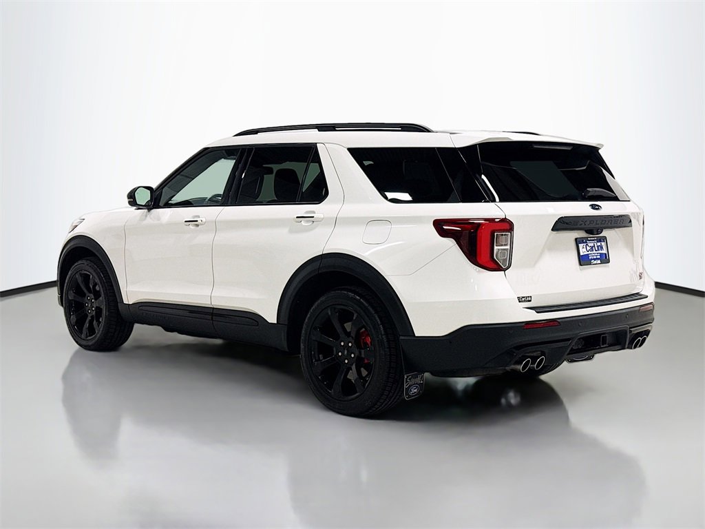 Used 2022 Ford Explorer ST w/ Equipment Group 401A image 4