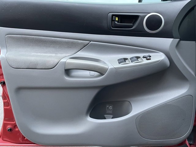 Used 2011 Toyota Tacoma 4x4 Double Cab image 9