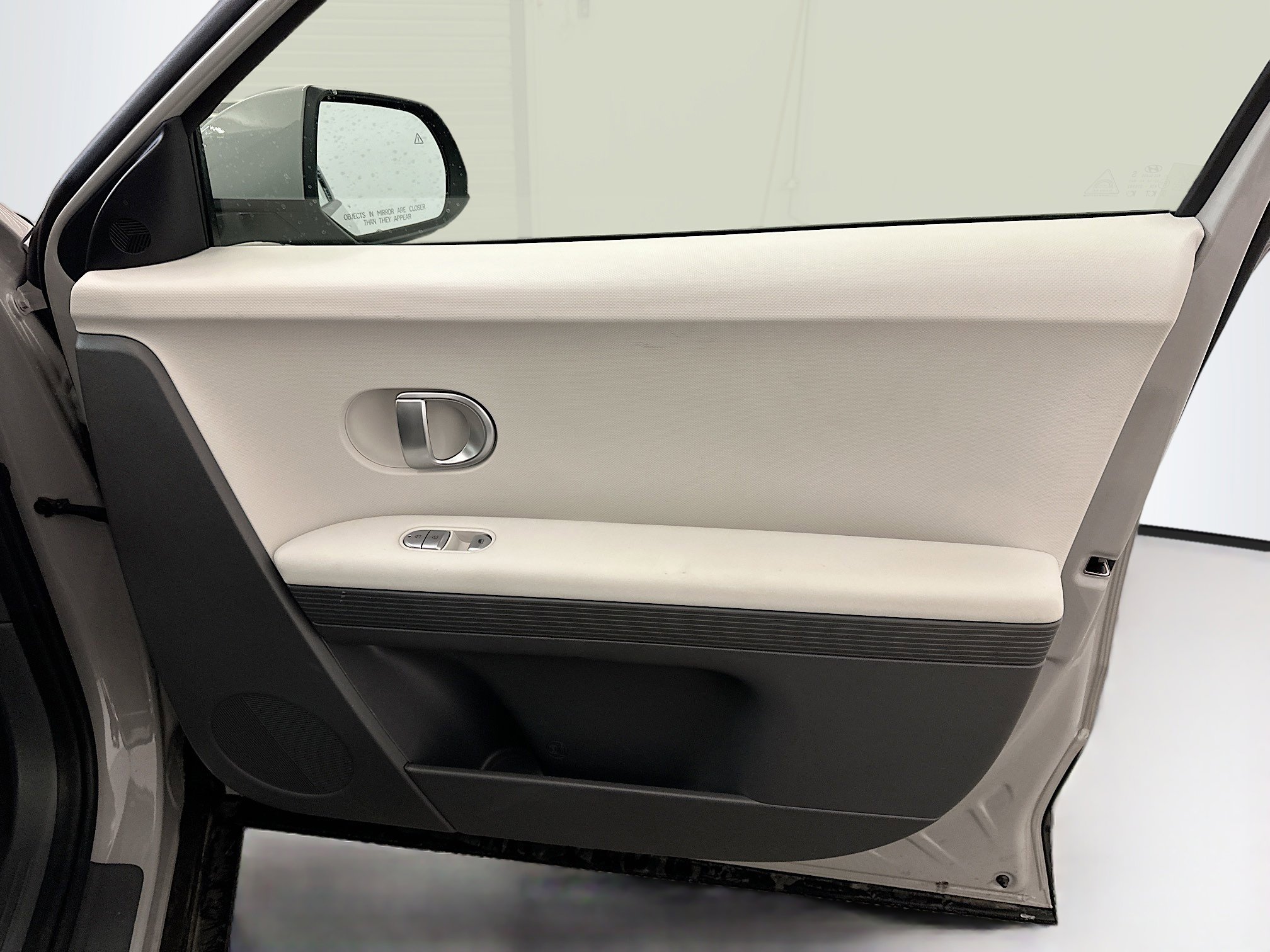 Used 2024 Hyundai Ioniq 5 SEL image 34