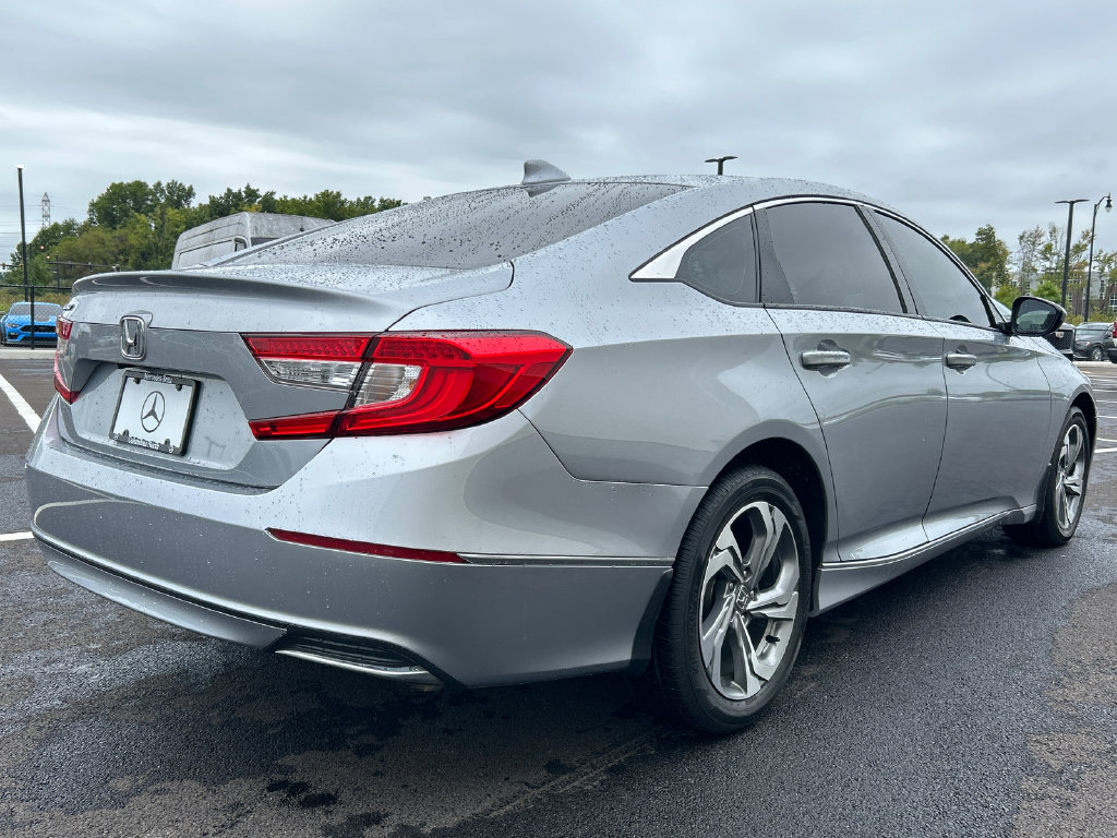 Used 2019 Honda Accord EX image 8