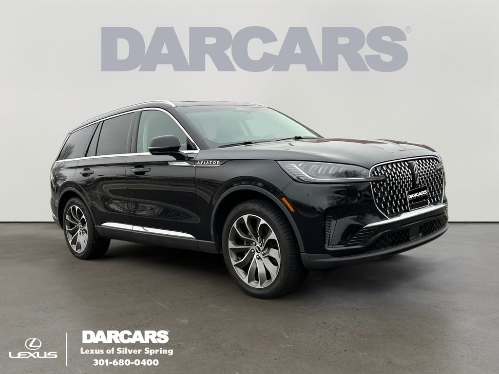 Used 2025 Lincoln Aviator Reserve image 1
