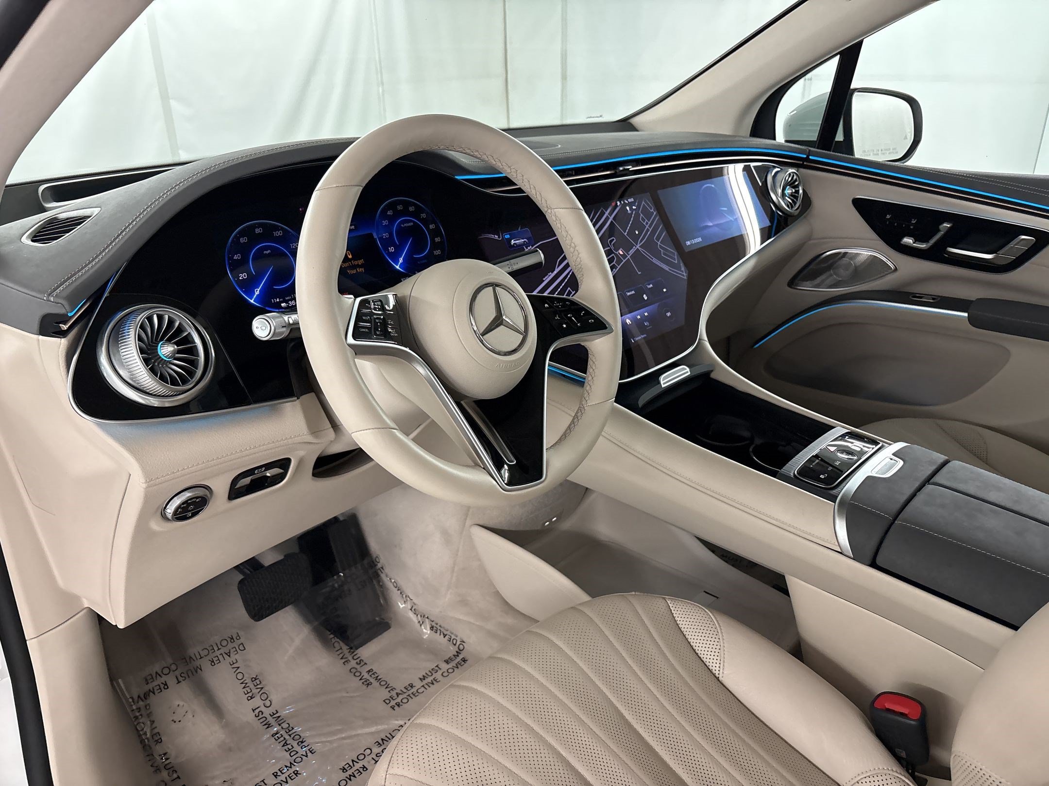 Certified 2023 Mercedes-Benz EQS 580 4MATIC SUV image 4