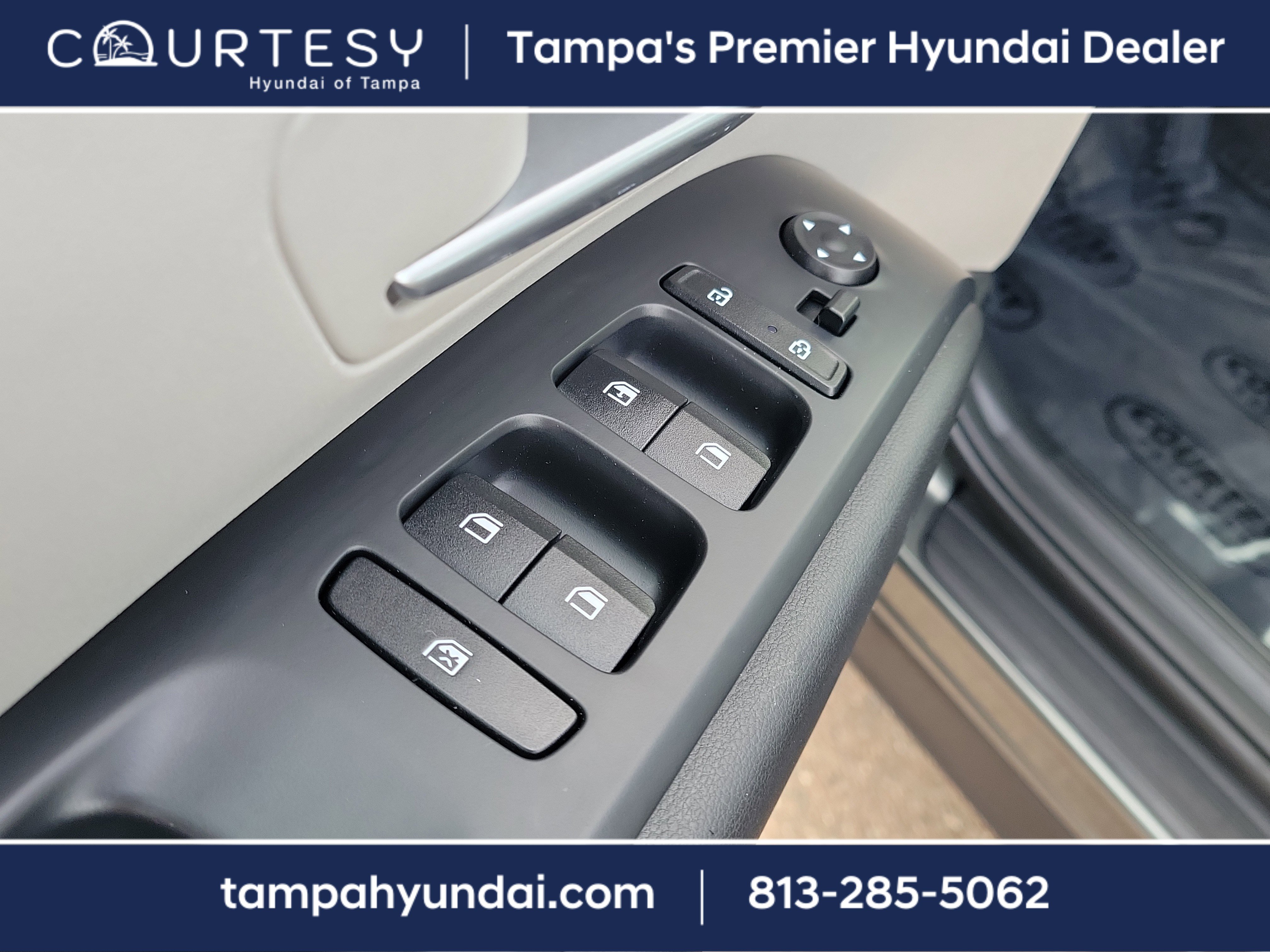 Used 2022 Hyundai Tucson SE w/ Cargo Package image 17