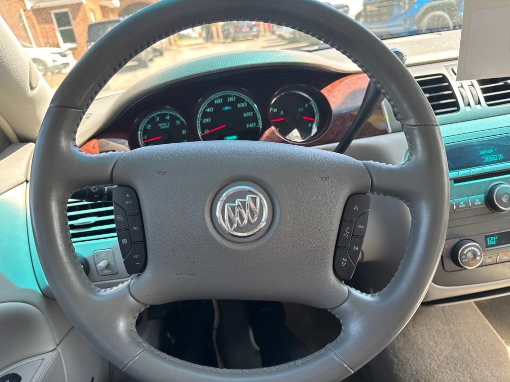 Used 2010 Buick Lucerne CXL FWD image 18