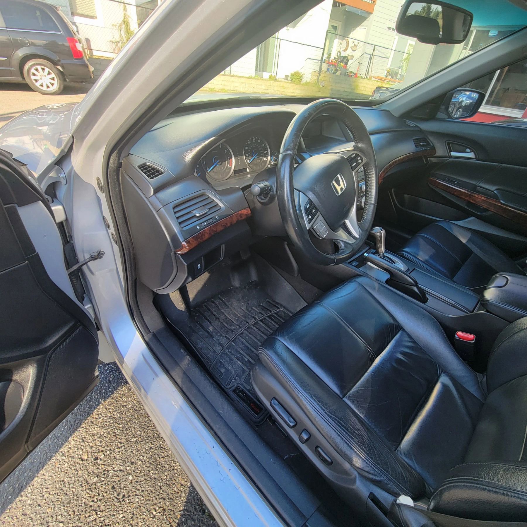 Used 2010 Honda Crosstour EX-L image 14