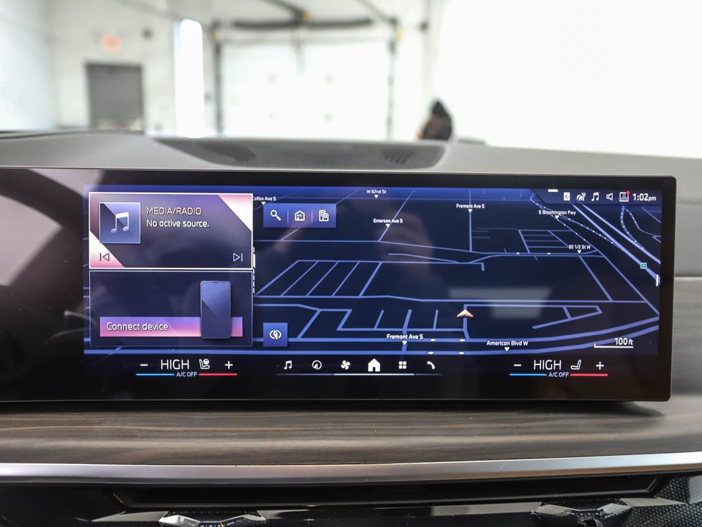 New 2026 BMW X5 xDrive50e w/ Executive Package image 15