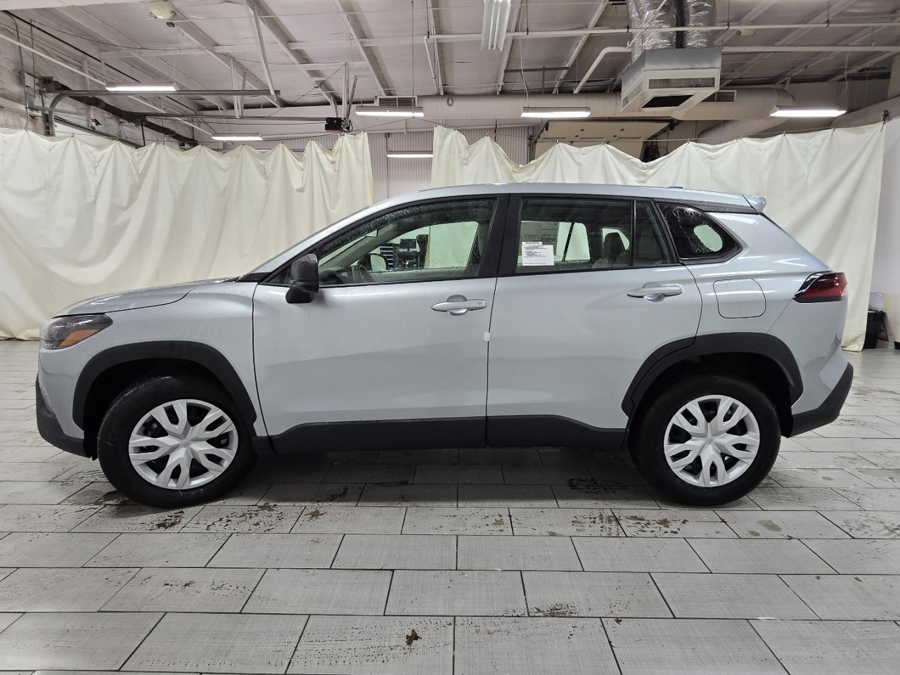 New 2026 Toyota Corolla Cross L image 10