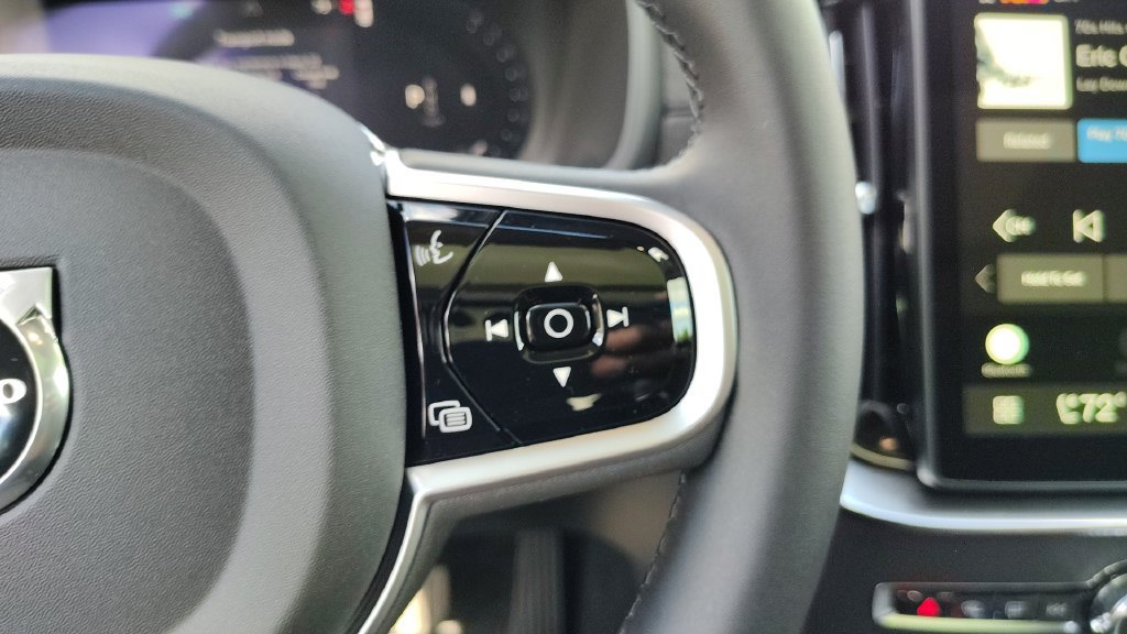 New 2026 Volvo XC90 B6 Plus AWD/4WD image 16