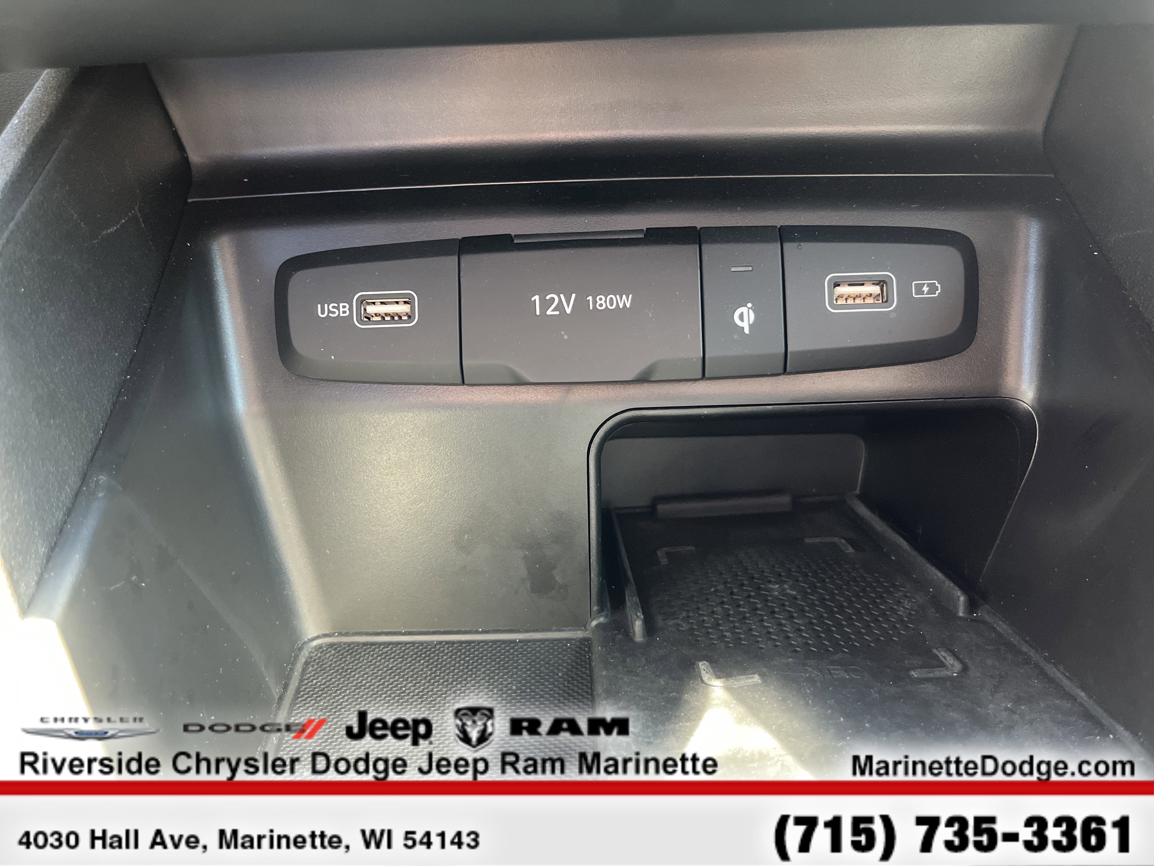 Used 2023 Hyundai Santa Cruz SEL Premium image 18