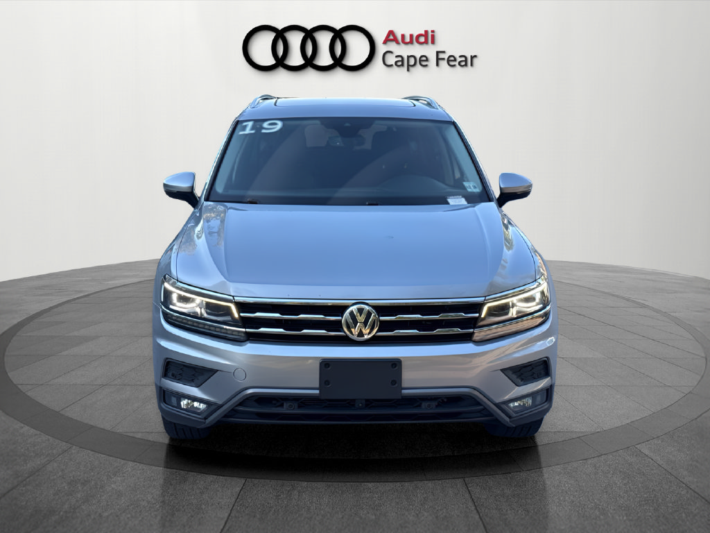 Used 2019 Volkswagen Tiguan SEL Premium AWD/4WD image 11