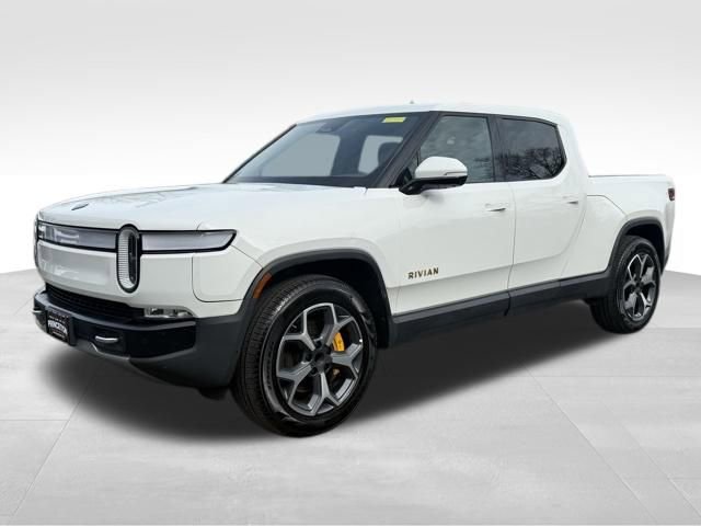 Used 2022 Rivian R1T Adventure image 3