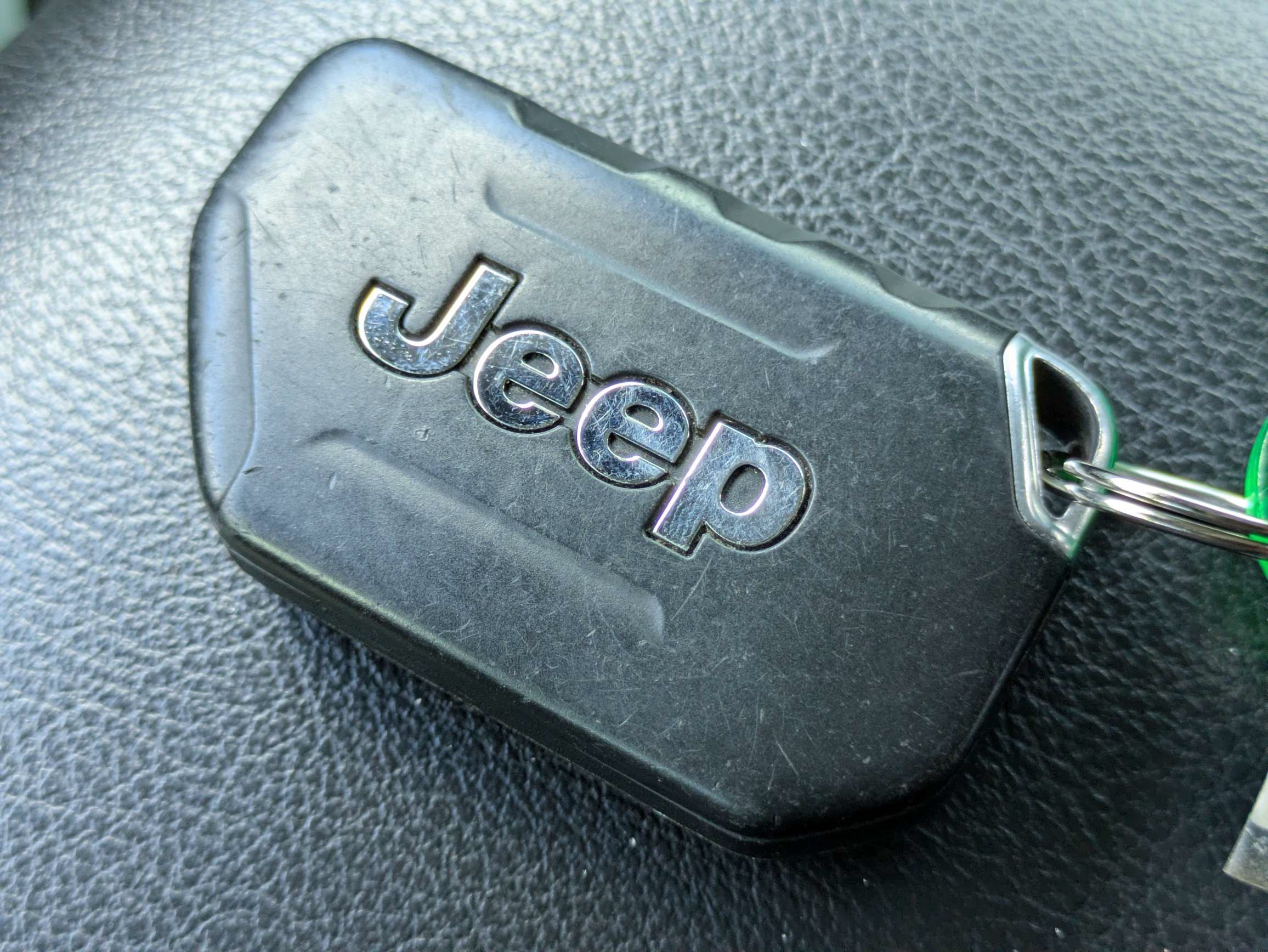 Used 2022 Jeep Wrangler Unlimited Rubicon 4xe AWD/4WD image 22