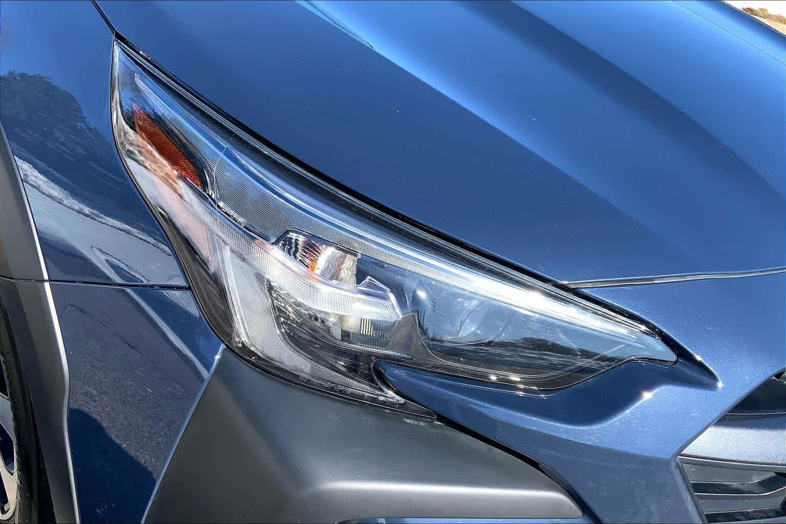 Used 2025 Subaru Outback Premium AWD/4WD image 43