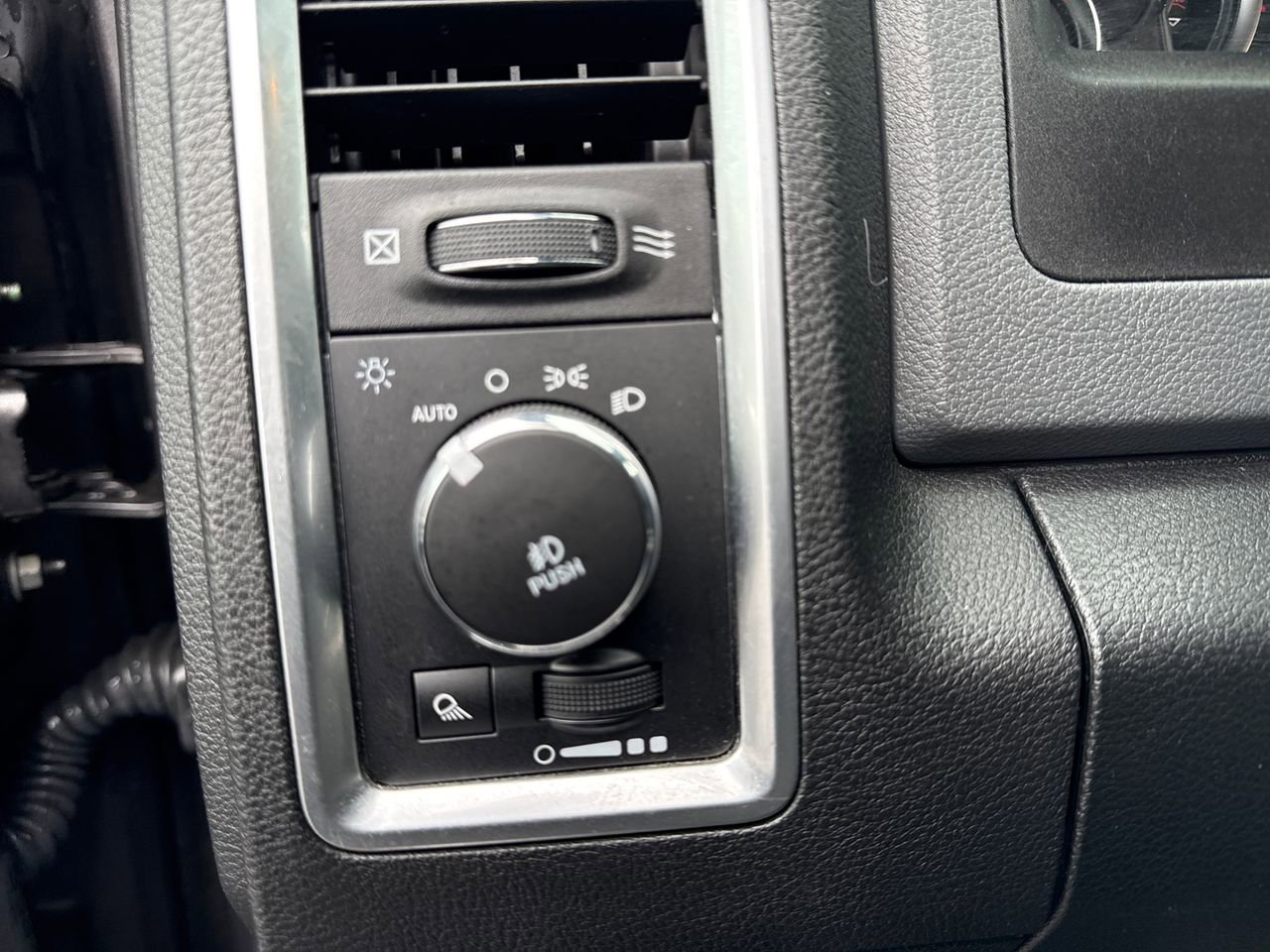 Used 2017 RAM 1500 Big Horn image 17