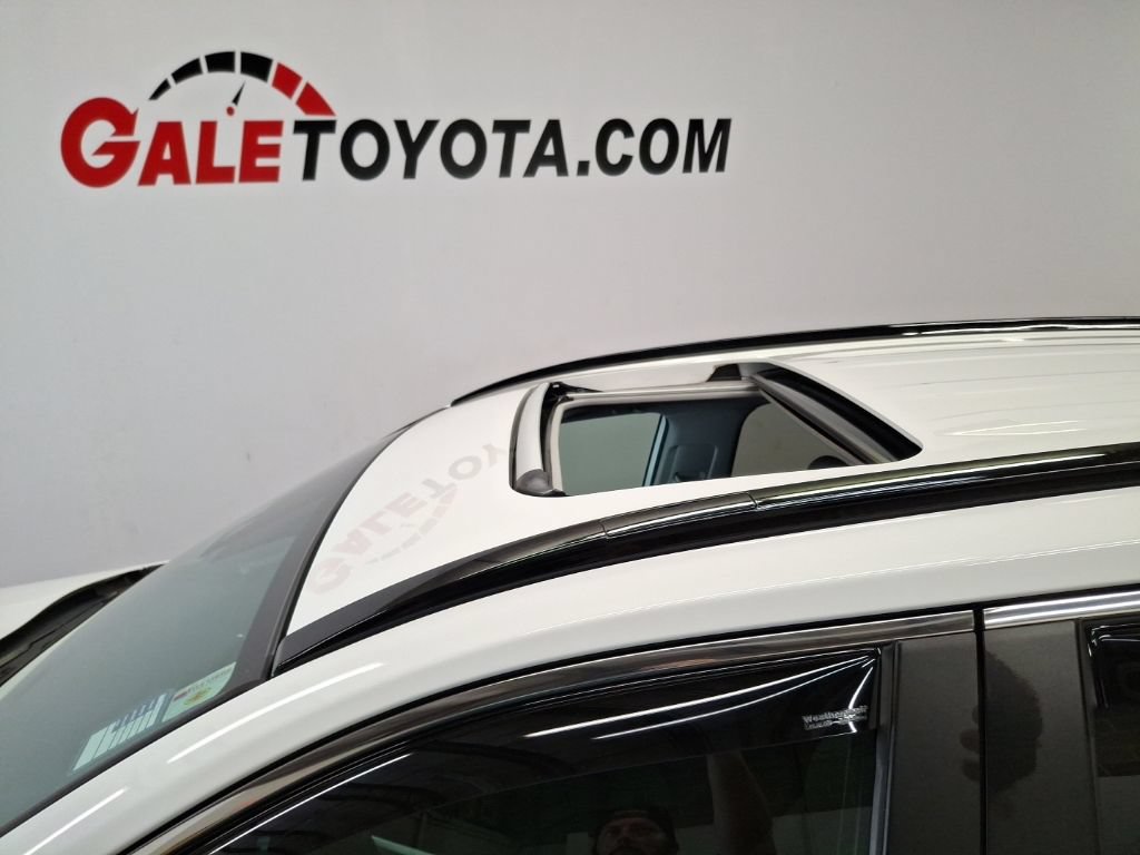Used 2023 Toyota RAV4 XLE w/ Convenience Package AWD/4WD image 8