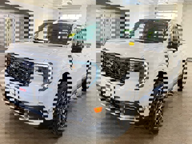 New 2025 Ford Maverick Lariat w/ 4K Tow Package image 4