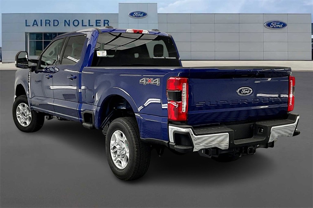 New 2026 Ford F250 XLT w/ XLT Premium Package image 3