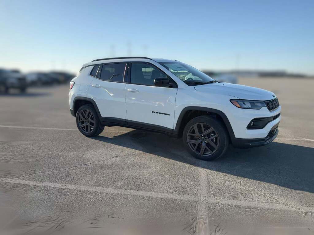 New 2026 Jeep Compass Latitude image 15