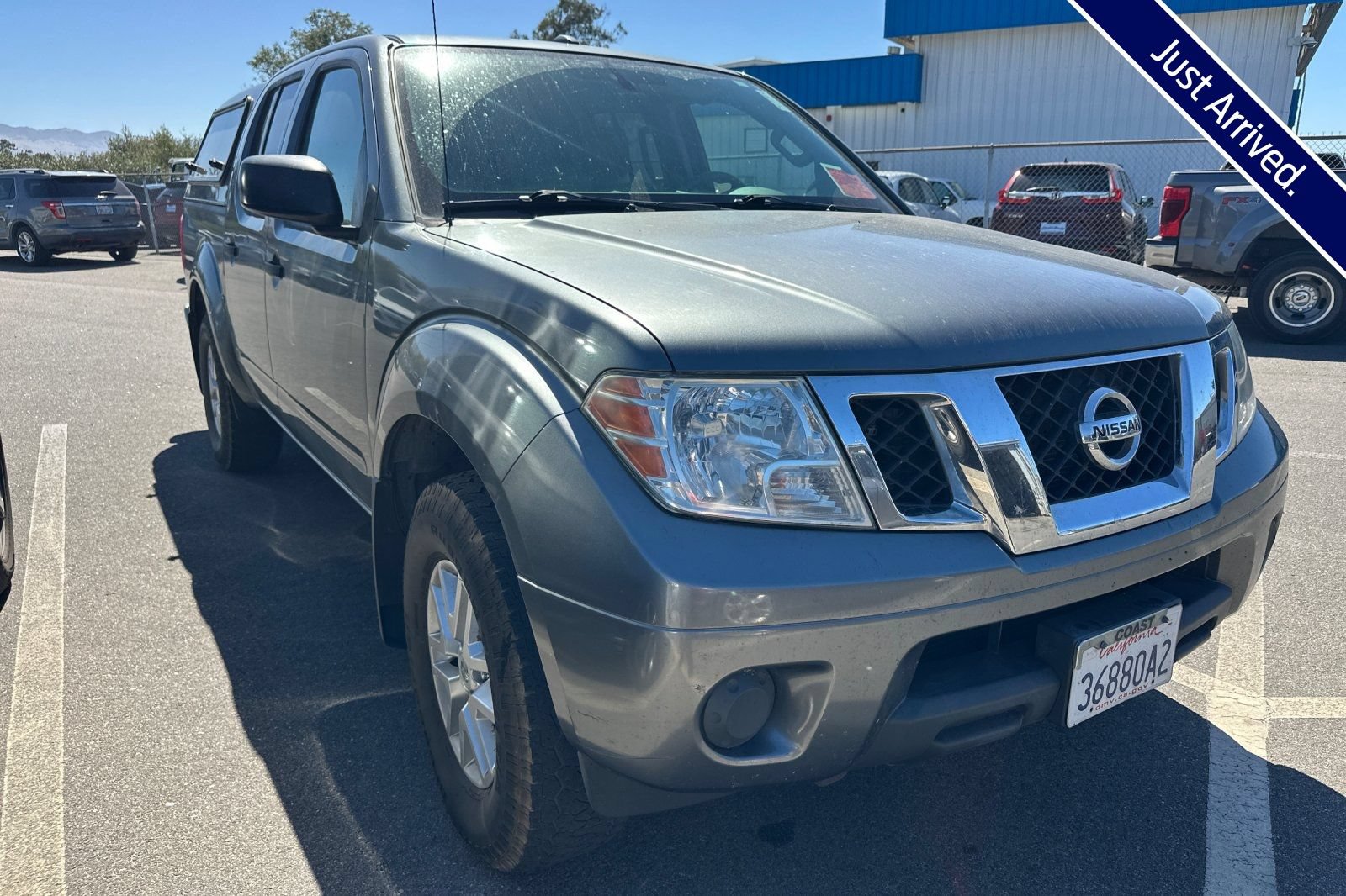 Used 2016 Nissan Frontier SV AWD/4WD image 1