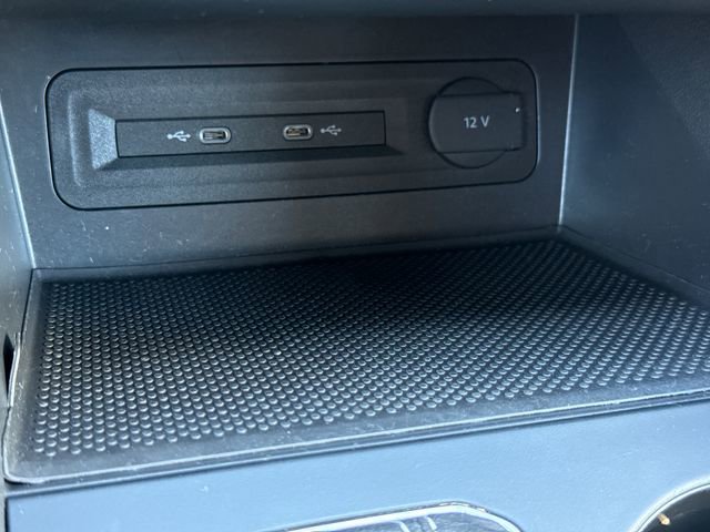 Certified 2023 Volkswagen Atlas Cross Sport SE image 41