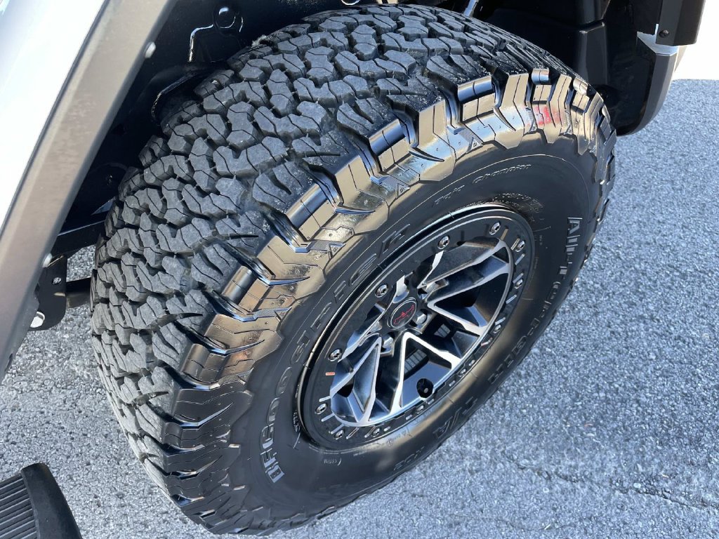 Used 2024 Jeep Wrangler Unlimited Rubicon AWD/4WD image 15