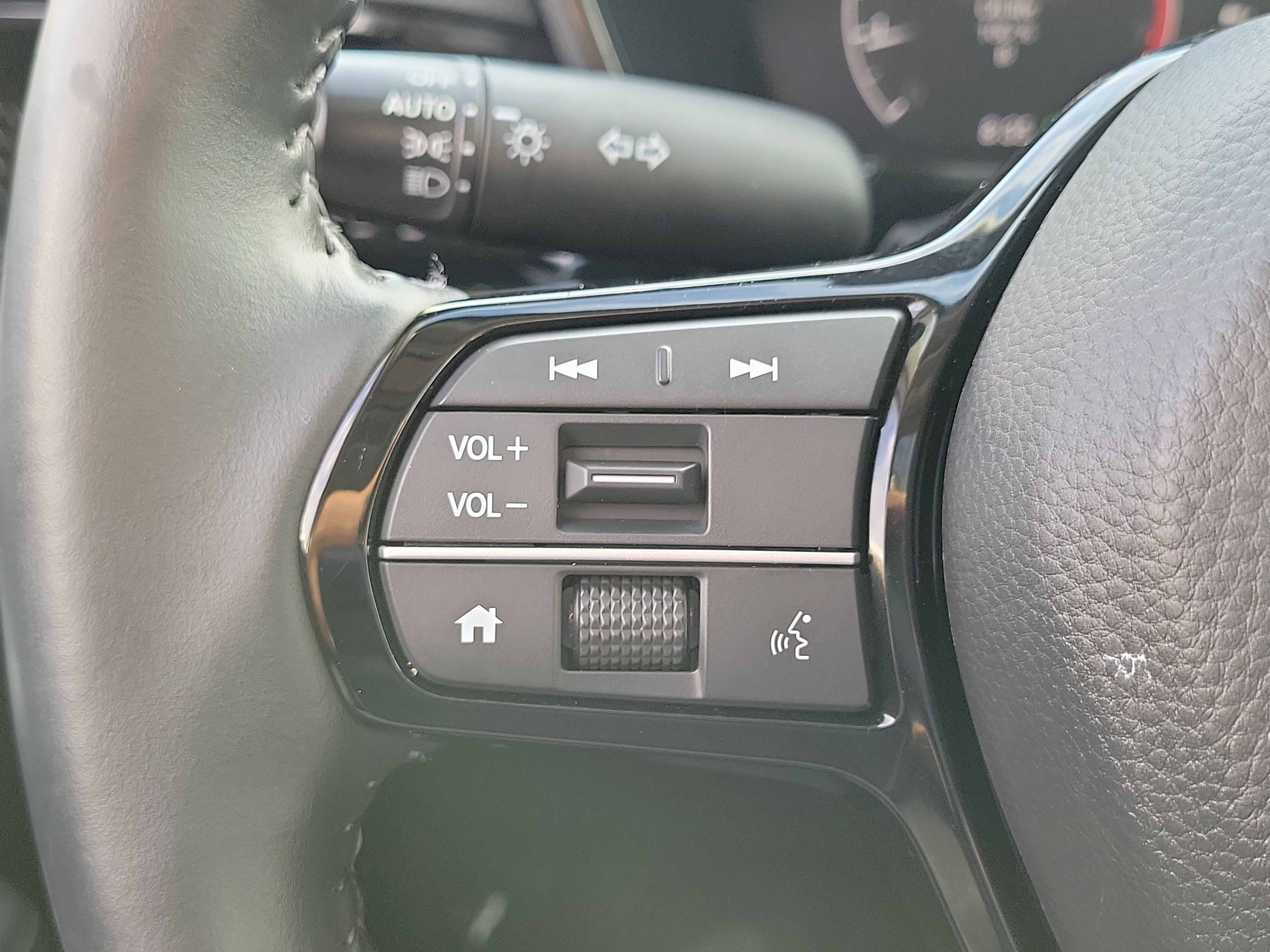 Used 2024 Honda CR-V EX-L image 26