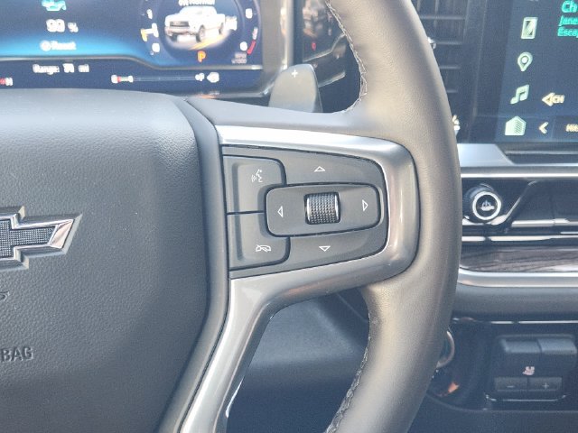 Used 2025 Chevrolet Silverado 1500 LT Trail Boss w/ Convenience Package II AWD/4WD image 28