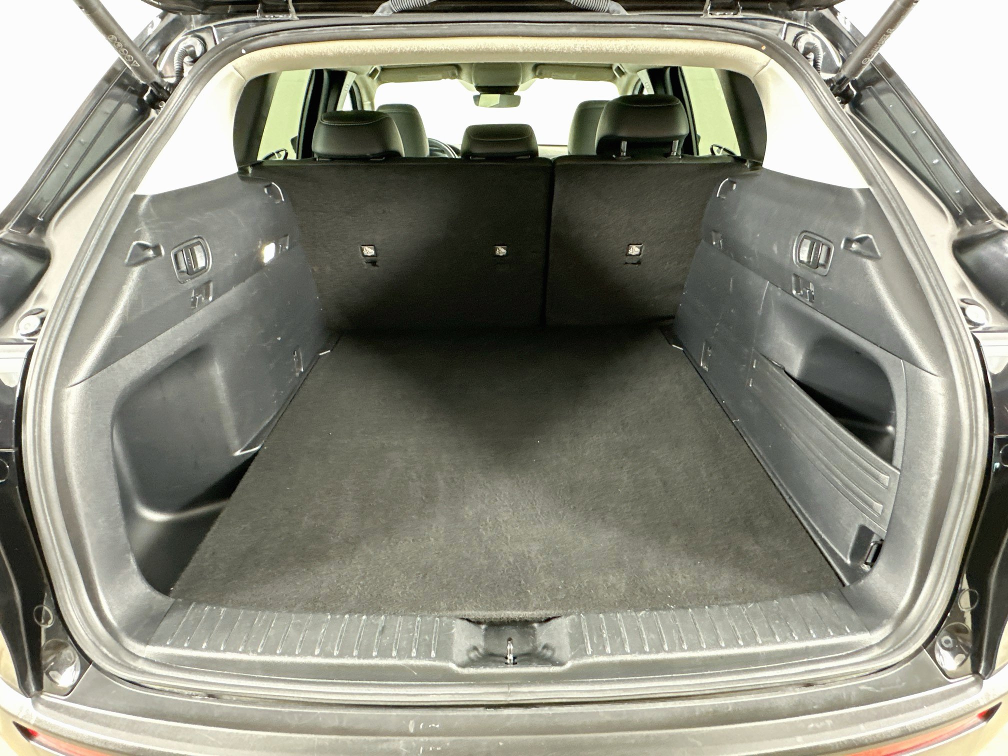 Used 2025 MAZDA CX-50 2.5 Hybrid w/ Preferred Pkg AWD/4WD image 28