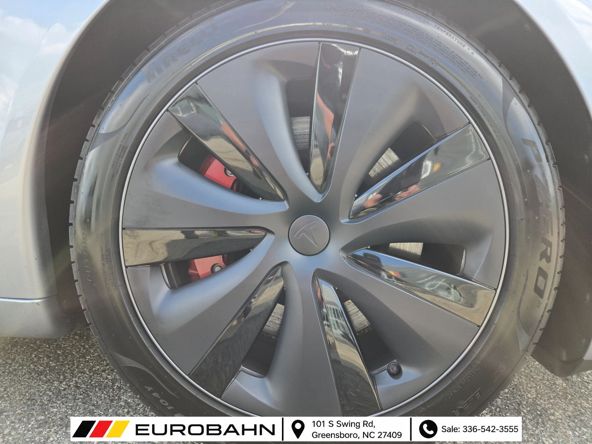 Used 2024 Tesla Model S Plaid AWD/4WD image 31