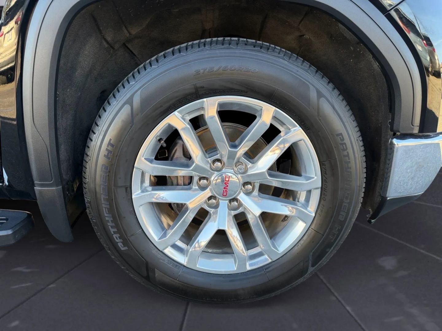 Used 2019 GMC Sierra 1500 SLT image 39