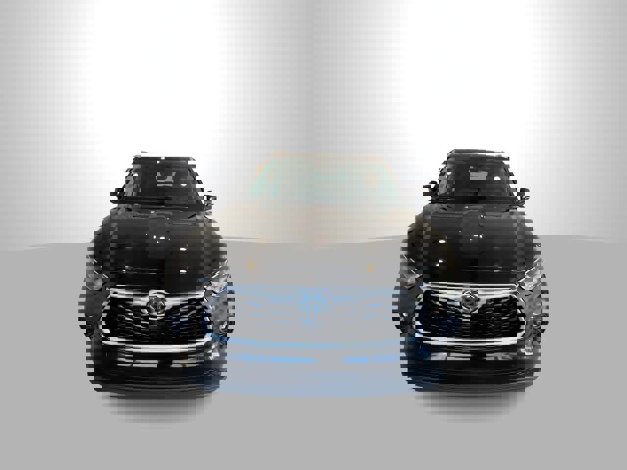 Used 2022 Toyota Highlander XLE image 3