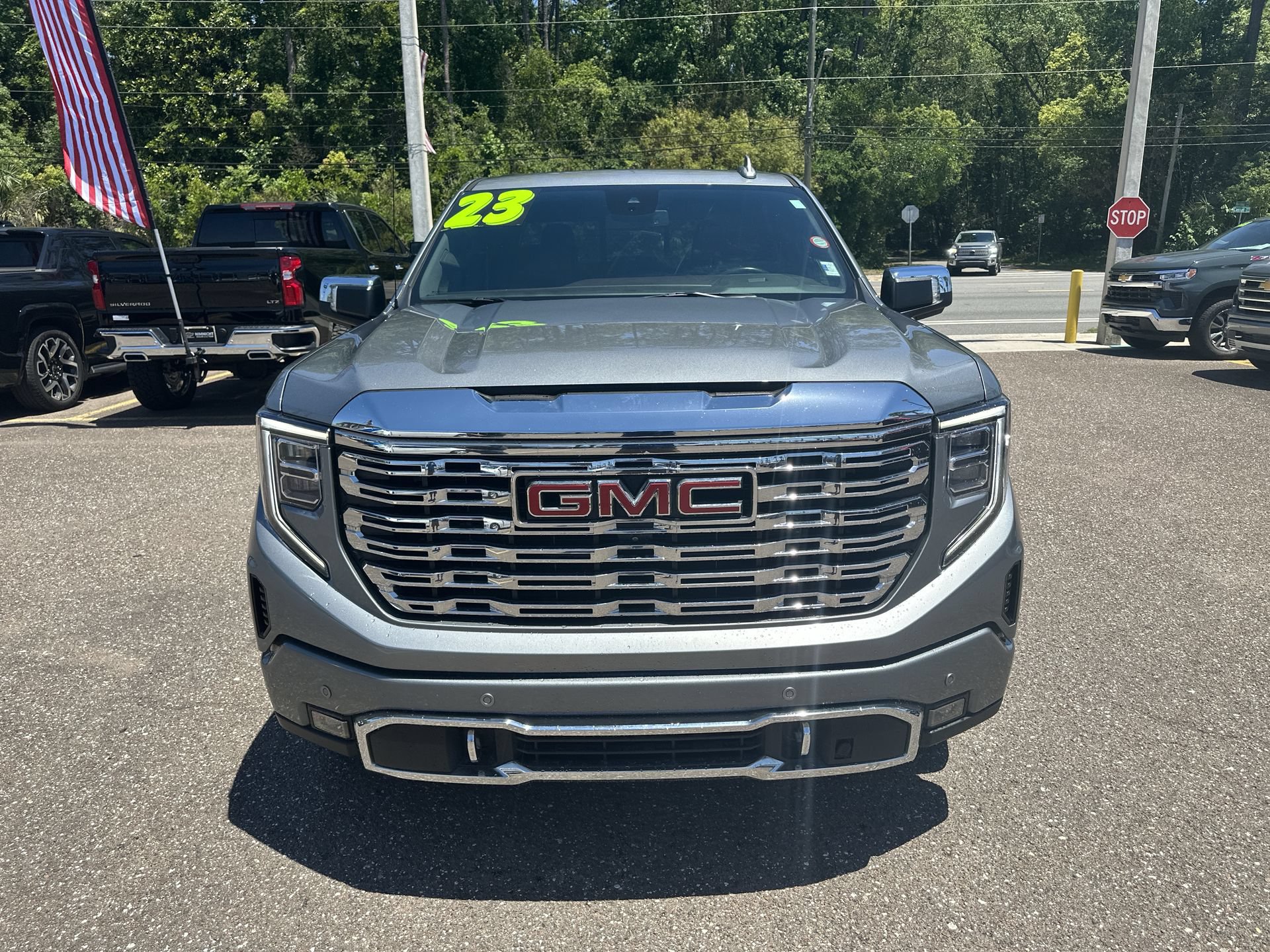 Used 2023 GMC Sierra 1500 Denali AWD/4WD image 11