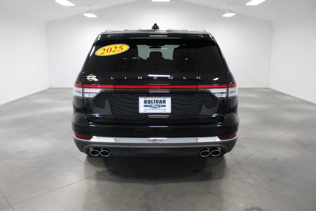 Used 2025 Lincoln Aviator Reserve image 8