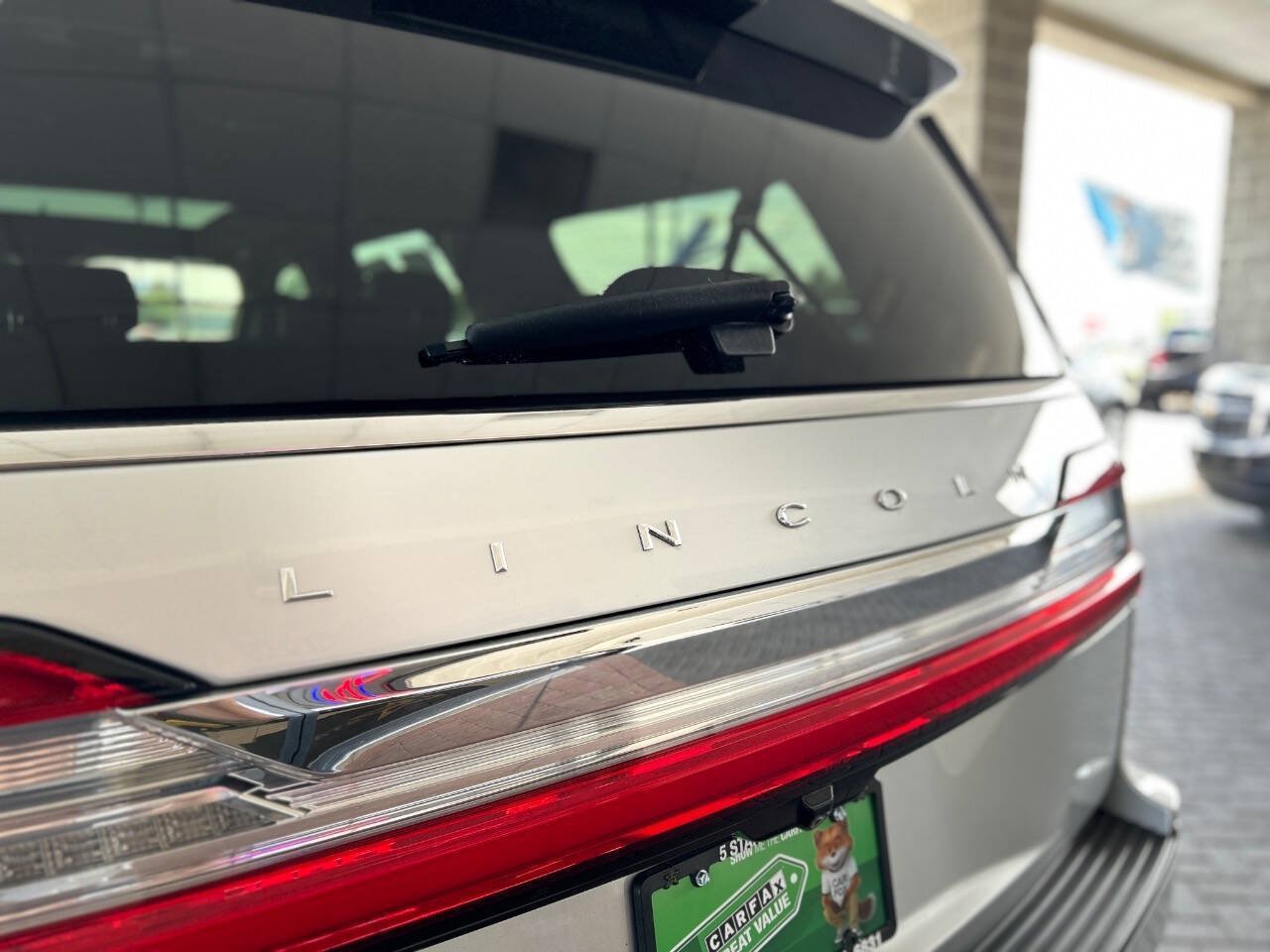 Used 2018 Lincoln Navigator L Reserve w/ Technology Package AWD/4WD image 15