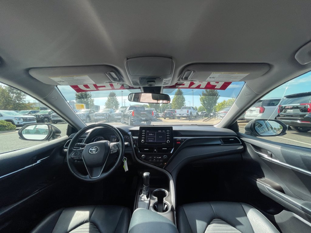 Used 2021 Toyota Camry SE FWD image 25