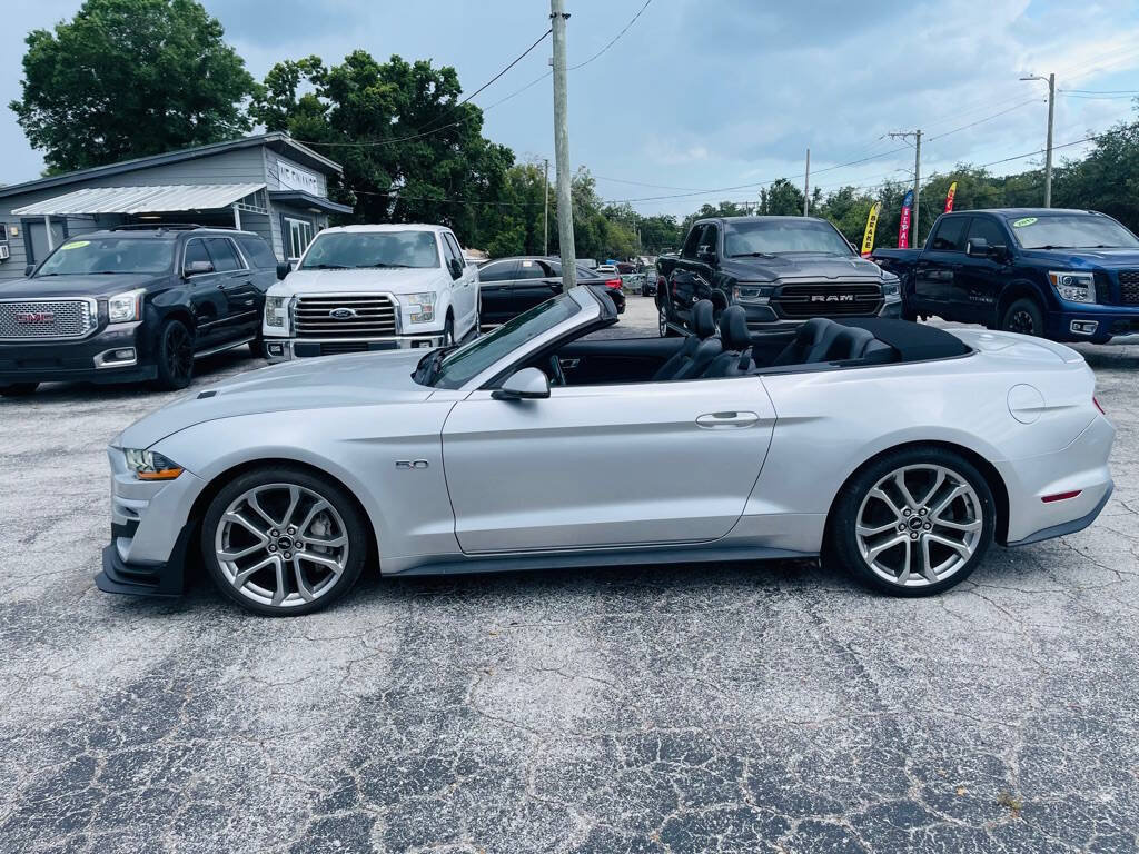 Used 2019 Ford Mustang GT Premium w/ Equipment Group 401A RWD image 30