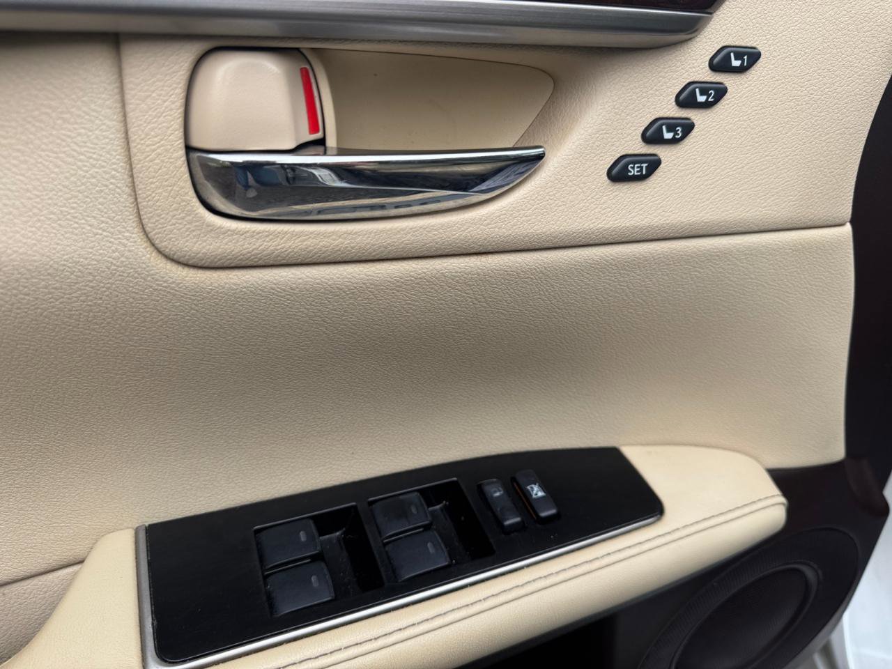 Used 2017 Lexus ES 350 w/ Luxury Package FWD image 18