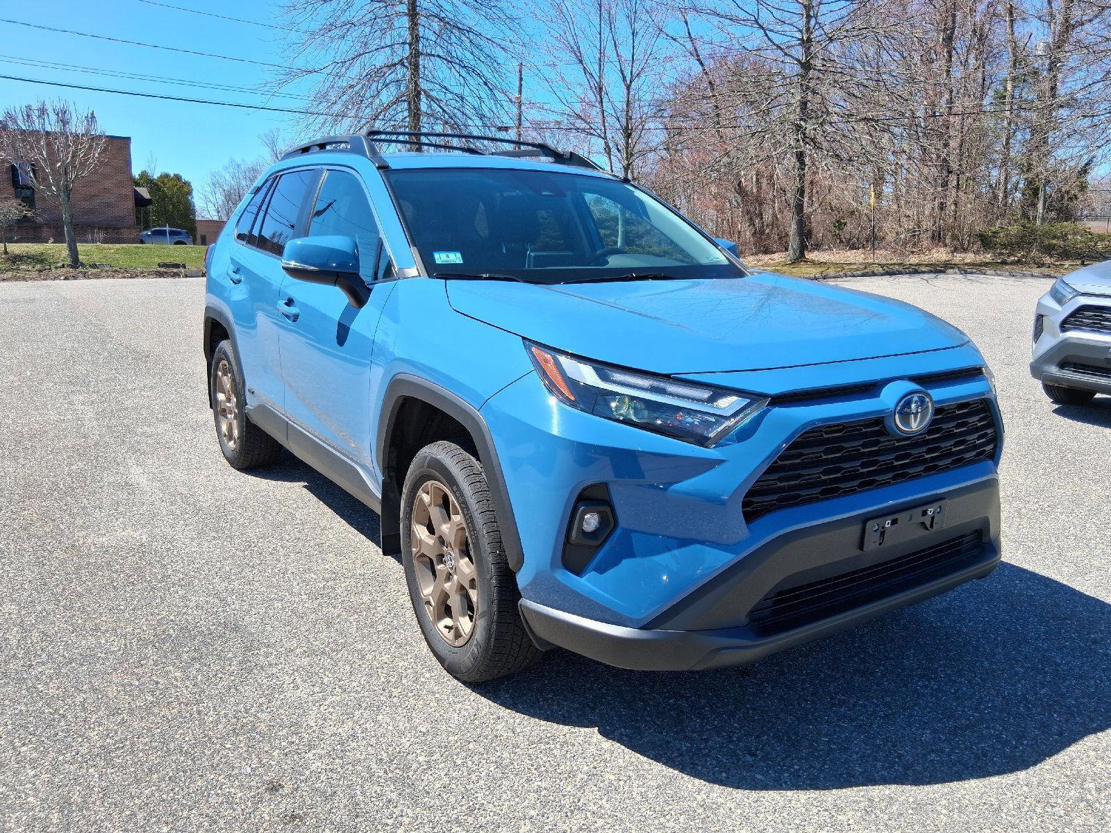 Used 2023 Toyota RAV4 AWD Hybrid image 1