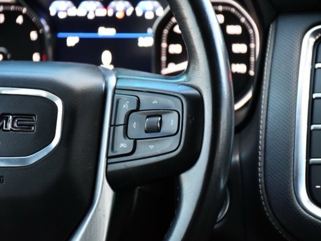 Used 2021 GMC Yukon XL SLT image 28