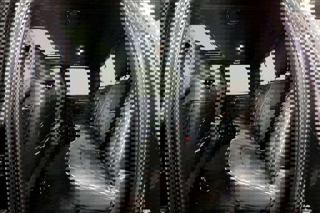 New 2026 RAM 3500 Limited image 12