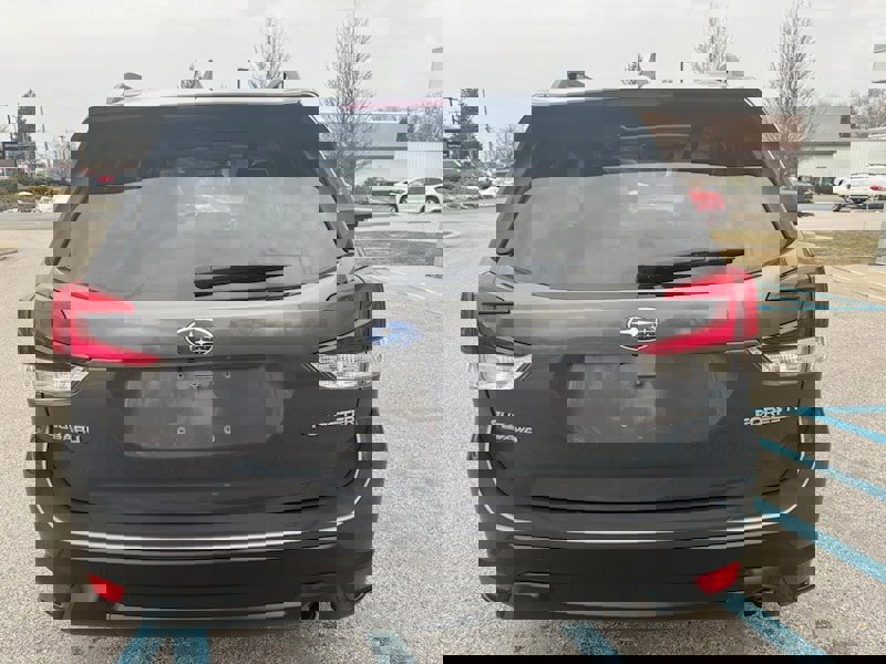 Used 2023 Subaru Forester Premium AWD/4WD image 5