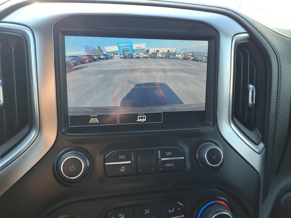 Used 2022 Chevrolet Silverado 1500 LT image 17