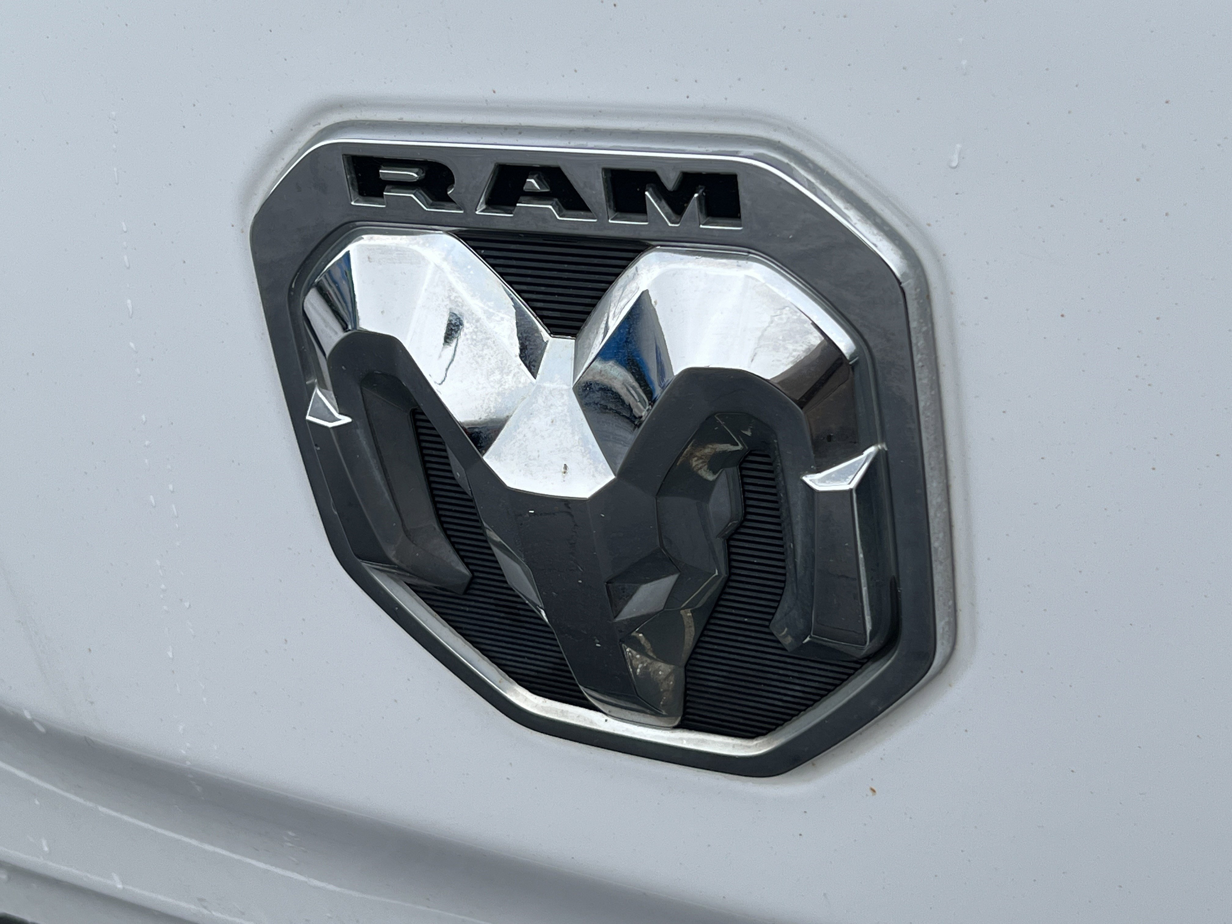 Used 2020 RAM 1500 Longhorn image 8