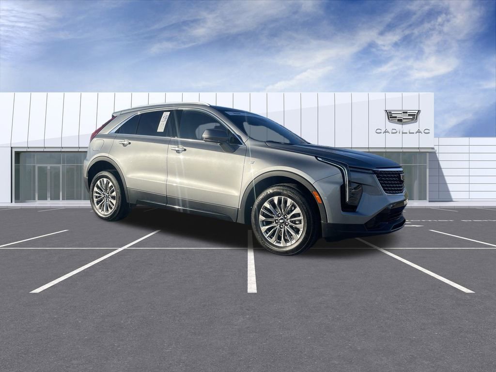 Certified 2024 Cadillac XT4 Premium Luxury image 2