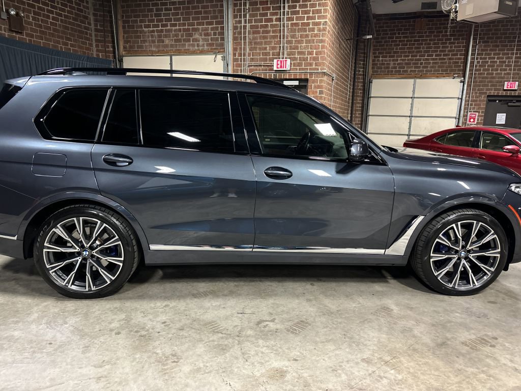 Used 2021 BMW X7 xDrive40i w/ Premium Package image 14